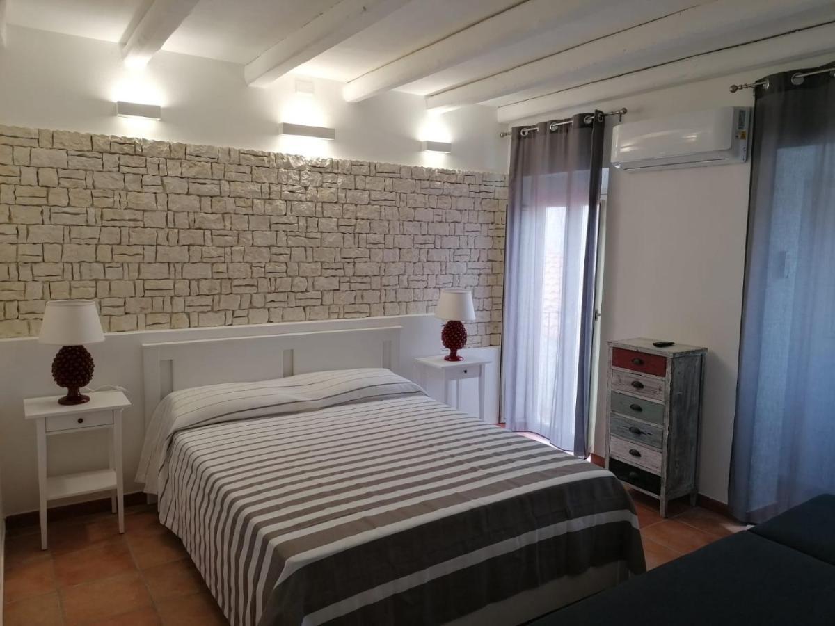 Molo 78 Case Vacanze Cefalù Eksteriør bilde